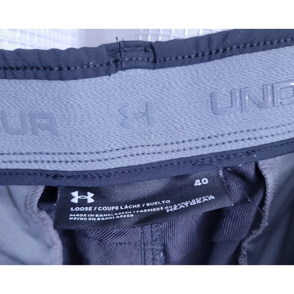 Under Armour Black Heatgear Loose Golf Shorts Men's size 40